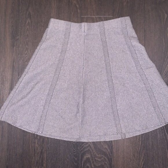 Grey skirt - Picture 9 of 15